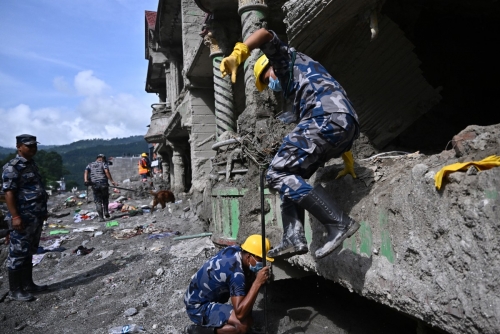 Nepal’s Tunnel Rescue Mission Faces Multiple Complex Challenges