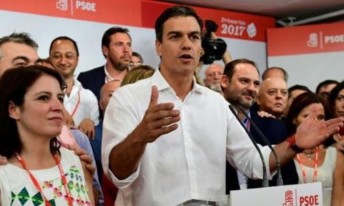 Spain's divided Socialists choose new leader