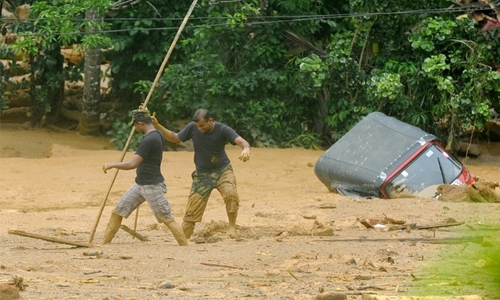 Sri Lanka says 100 missing in landslides are dead