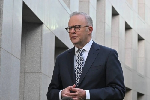 Australia secures jet fuel from China to keep flying in energy squeeze Australia secures jet fuel from China to keep flying in energy squeeze
