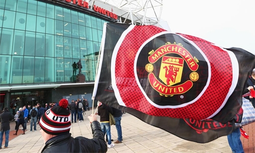 Man United avoid UEFA sanctions on chants