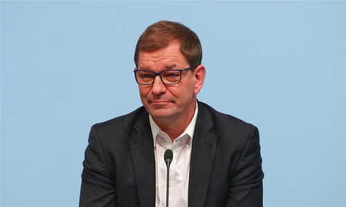 BMW engine development expert Duesmann set to become Audi chief in April: report BMW engine development expert Duesmann set to become Audi chief in April: report