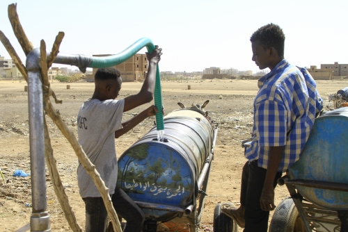 Fighting in Sudan enters a second week as truce breaks