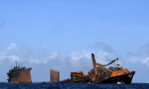 Sri Lanka recovers black box from sinking ship, aborts dive