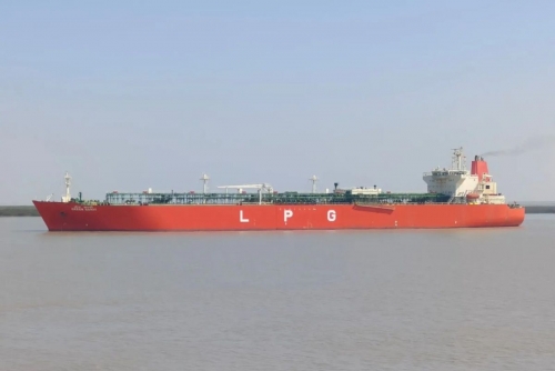 India-bound LPG tanker Green Salvi crosses Strait of Hormuz India-bound LPG tanker Green Salvi crosses Strait of Hormuz