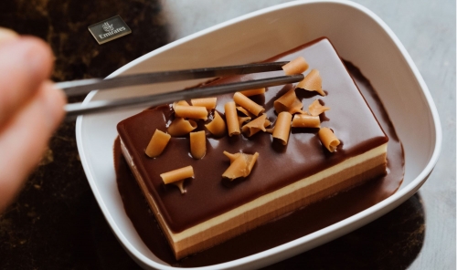 Emirates Marks World Chocolate Day with 64 Million Chocolates Served Annually Emirates Marks World Chocolate Day with 64 Million Chocolates Served Annually