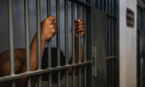 Five-year sentence for blocking road upheld