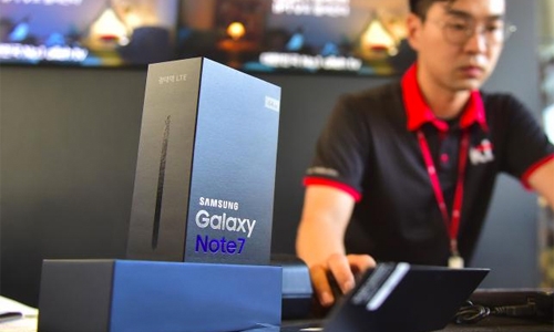 Samsung blames Galaxy Note 7 fires on faulty batteries
