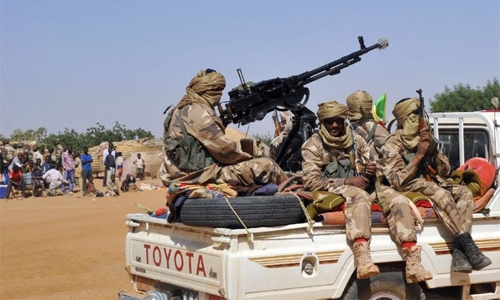 Mali suicide attack kills dozens of pro-govt fighters