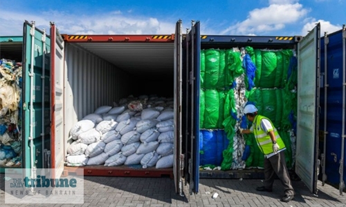 Britain to take back plastic waste from Malaysia