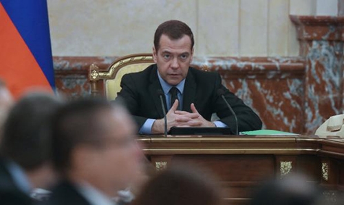 Russia PM warns foreign offensive in Syria could spark 'world war'