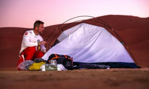 Loeb takes Dakar stage win Loeb takes Dakar stage win