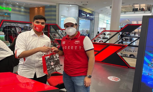 Batelco gives out 100 Formula 1 tickets 