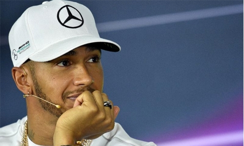 Mercedes on red alert as Wolff backs Hamilton