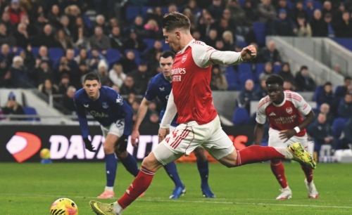 Arteta tells leaders Arsenal to ‘learn’ while winning