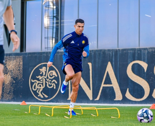 Cristiano Ronaldo resumes training after injury recovery Cristiano Ronaldo resumes training after injury recovery