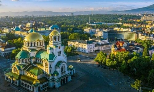 Bulgaria scraps January 2024 target for adopting euro Bulgaria scraps January 2024 target for adopting euro