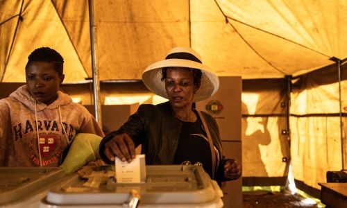 Zimbabweans vote in tense poll as president seeks new term