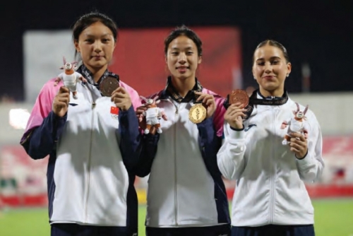 China’s dominance continues as new records fall in Bahrain