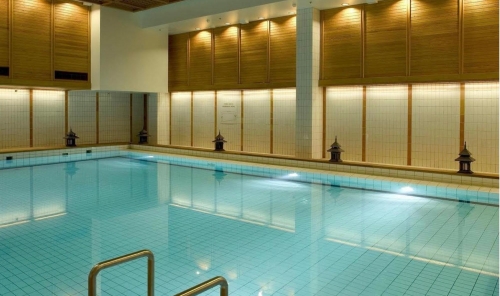 Bahrain Swimming Pools Near Full Capacity for Summer Bahrain Swimming Pools Near Full Capacity for Summer