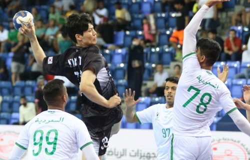 사우디아라비아, 아시아 핸드볼에서 한국을 꺾다 |  일일 법원