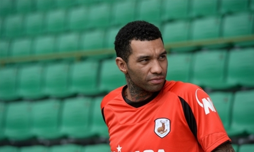 Pennant to quit Singapore football club