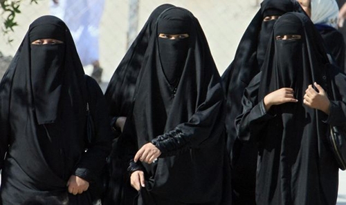 No tight ‘abaya’ in Saudi soon No tight ‘abaya’ in Saudi soon