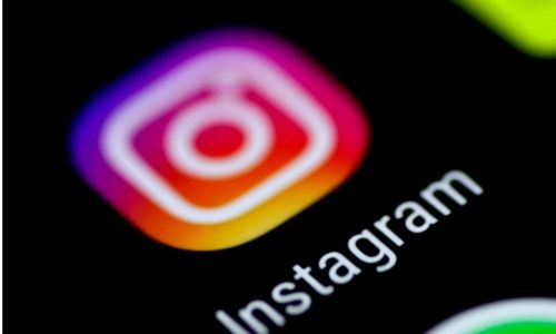 Instagram refutes claims that users location is shared with followers