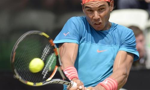 Nadal shrugs off new knee scare to reach Basel final Nadal shrugs off new knee scare to reach Basel final