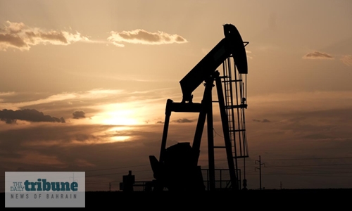 Oil steadies after brief slide Oil steadies after brief slide