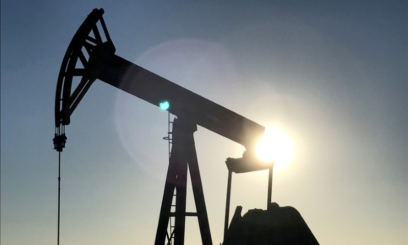 Oil up but set for 2nd weekly fall