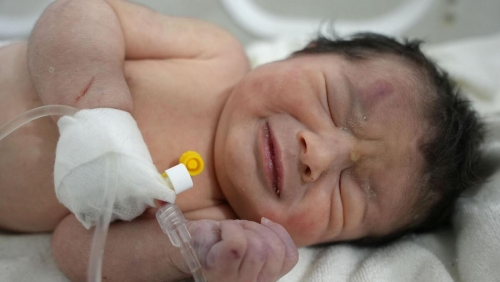 Newborn pulled out alive in 'miracle' Syria earthquake rescue after mother gives birth under rubble