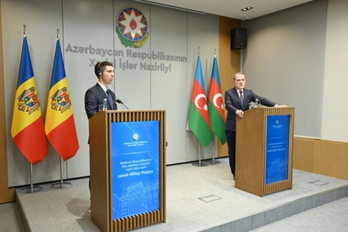 Azerbaijan Withdraws Diplomats from Iran