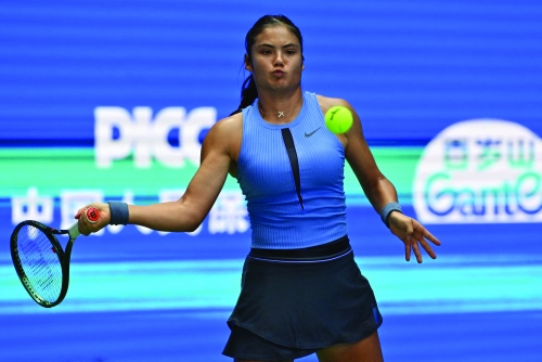 Raducanu retires from opening match in Wuhan heat with dizziness