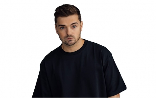 Martin Garrix to perform live at Formula 1 Gulf Air Bahrain Grand Prix in Malaysia on 4 October Martin Garrix to perform live at Formula 1 Gulf Air Bahrain Grand Prix in Malaysia on 4 October