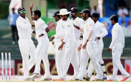Bowlers' day out opens up India-Sri Lanka Test Bowlers' day out opens up India-Sri Lanka Test