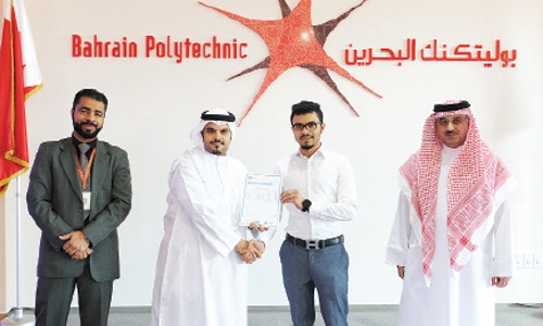 Bahrain Polytechnic students awarded ICDL certification