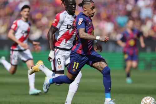 Flick happy Raphinha back for Barca with title in sight