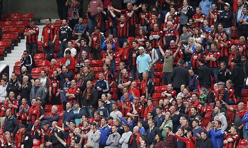 Fans to get smartphone vote to substitute player Fans to get smartphone vote to substitute player