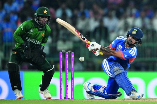 India crush Pakistan in World Cup India crush Pakistan in World Cup