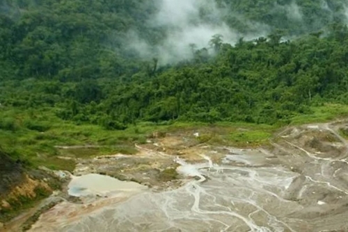 10 Killed, 10 Families Await News After Solomon Islands Mine Landslide