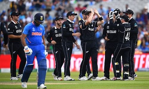 Kiwis shock India 