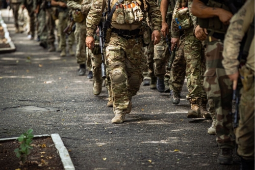 Around 1,500 US Soldiers Placed on Standby Amid Minnesota Protests