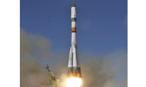 Parts of Russian spaceship burn up over Dubai Parts of Russian spaceship burn up over Dubai