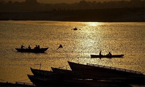 At least 19 dead as boat capsizes in India At least 19 dead as boat capsizes in India