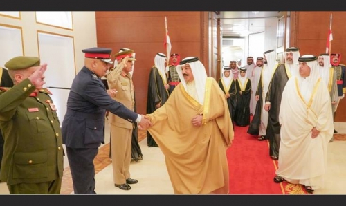 Bahrain King back from UK and Italy visits Bahrain King back from UK and Italy visits