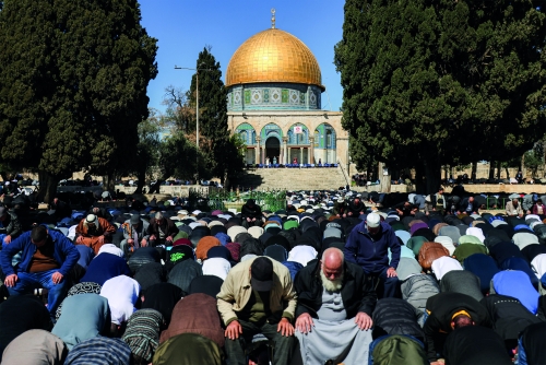 Tens of thousands join for Ramadan’s first Friday prayer in Jerusalem Tens of thousands join for Ramadan’s first Friday prayer in Jerusalem