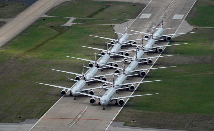 United slashes New York-area flights due to coronavirus United slashes New York-area flights due to coronavirus