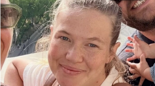 Sydney woman wakes from induced coma more than a week after shark attack Sydney woman wakes from induced coma more than a week after shark attack