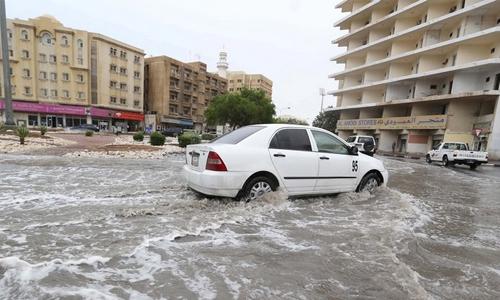 Qatar bans contractors from leaving country